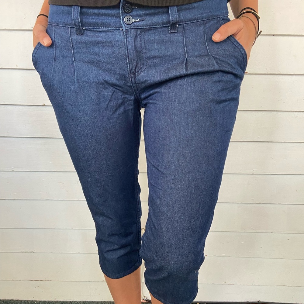 Built by Wendy Pleat Front Dark Denim Capri Clam Diggers sz 6